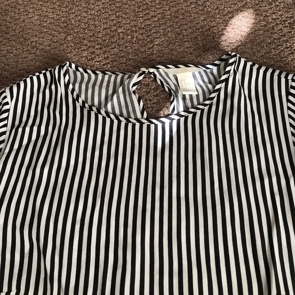 Top - Picture 3 of 4